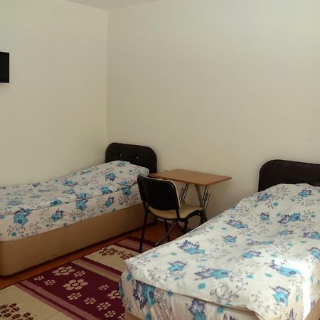 Vatan Yurt Hostel Stambuł Zewnętrze zdjęcie